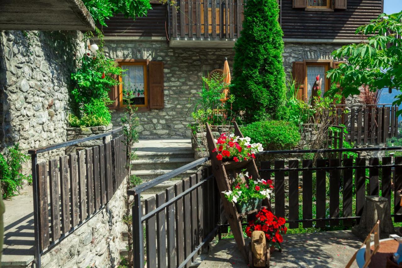 Maison Du Tata Antey-Saint-André Exteriér fotografie